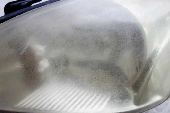 Coca-Cola για Γυάλισμα Φαναριών: Μύθος ή Αποτελεσματική Μέθοδος;